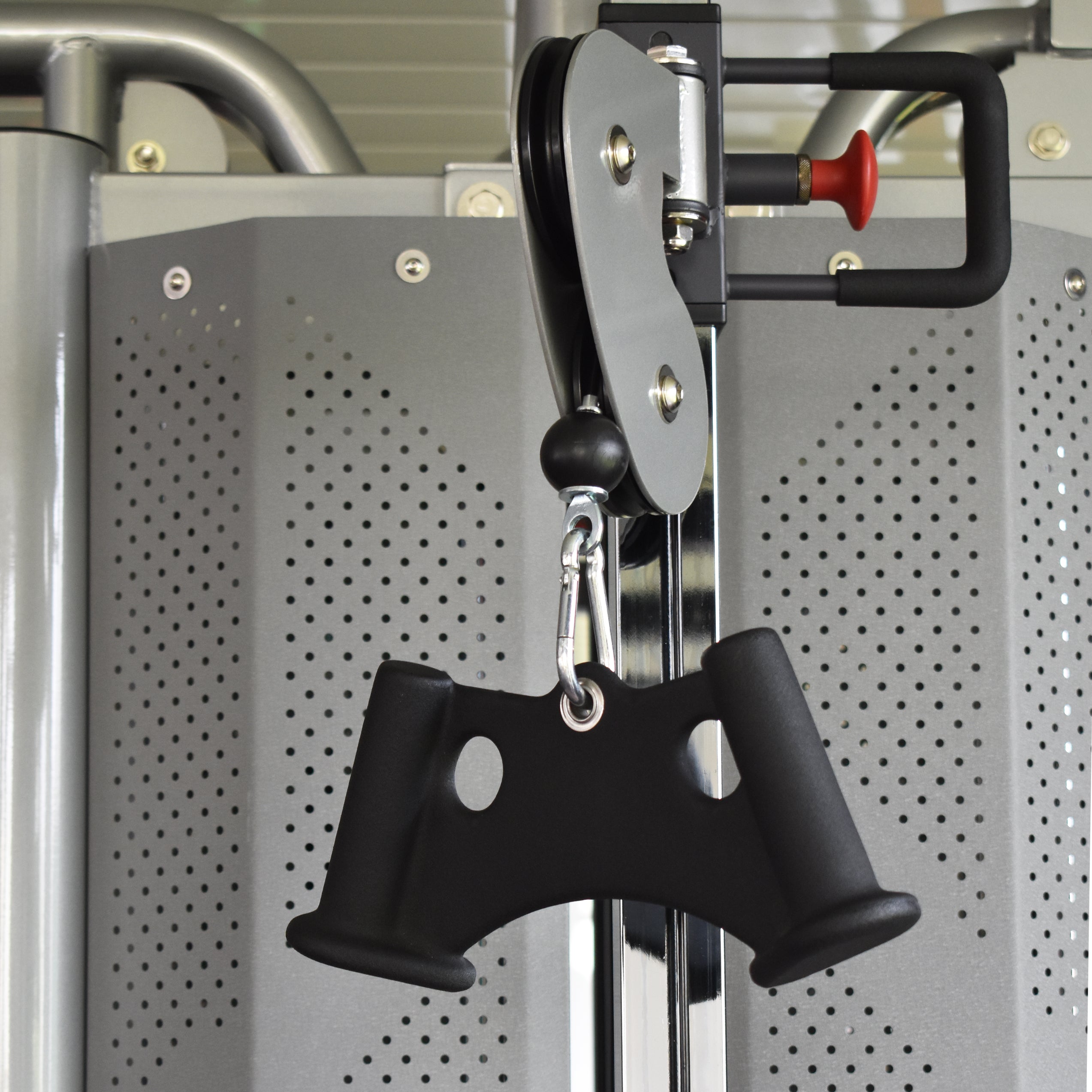 Max Grip Close Supinate Grip Lat Pull down Cable Attachment MB870