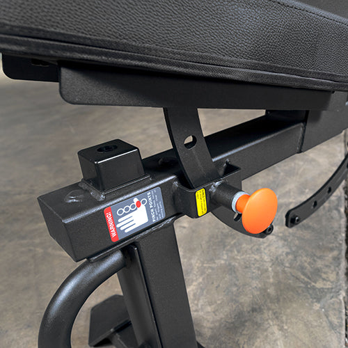 Rugged Flat / Incline Bench Y001